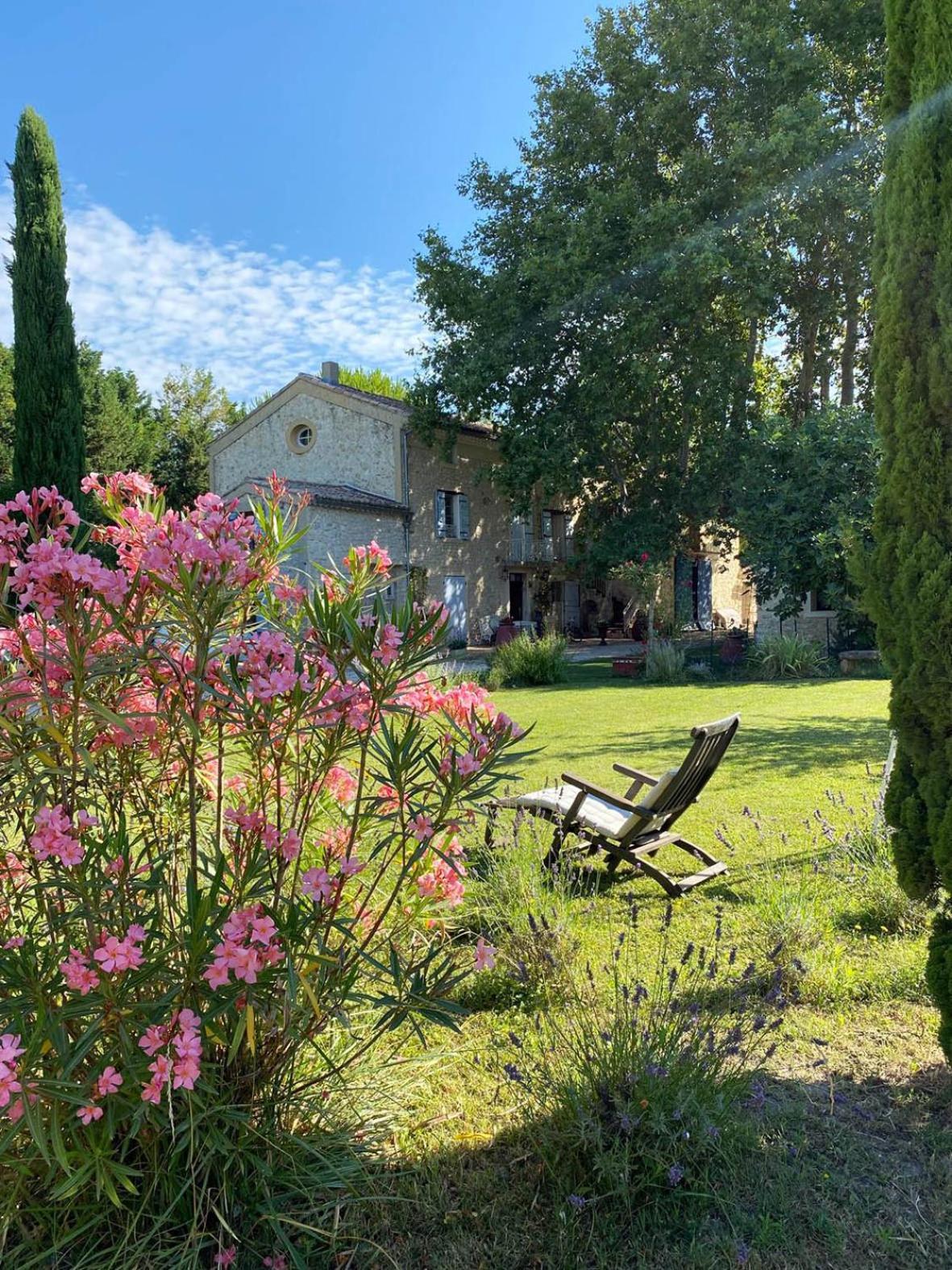 Maison D'Hotes, Superbe Et Spacieuse ,Dans Un Cadre Charmant Calme Et Verdoyant Pernes-les-Fontaines Kültér fotó